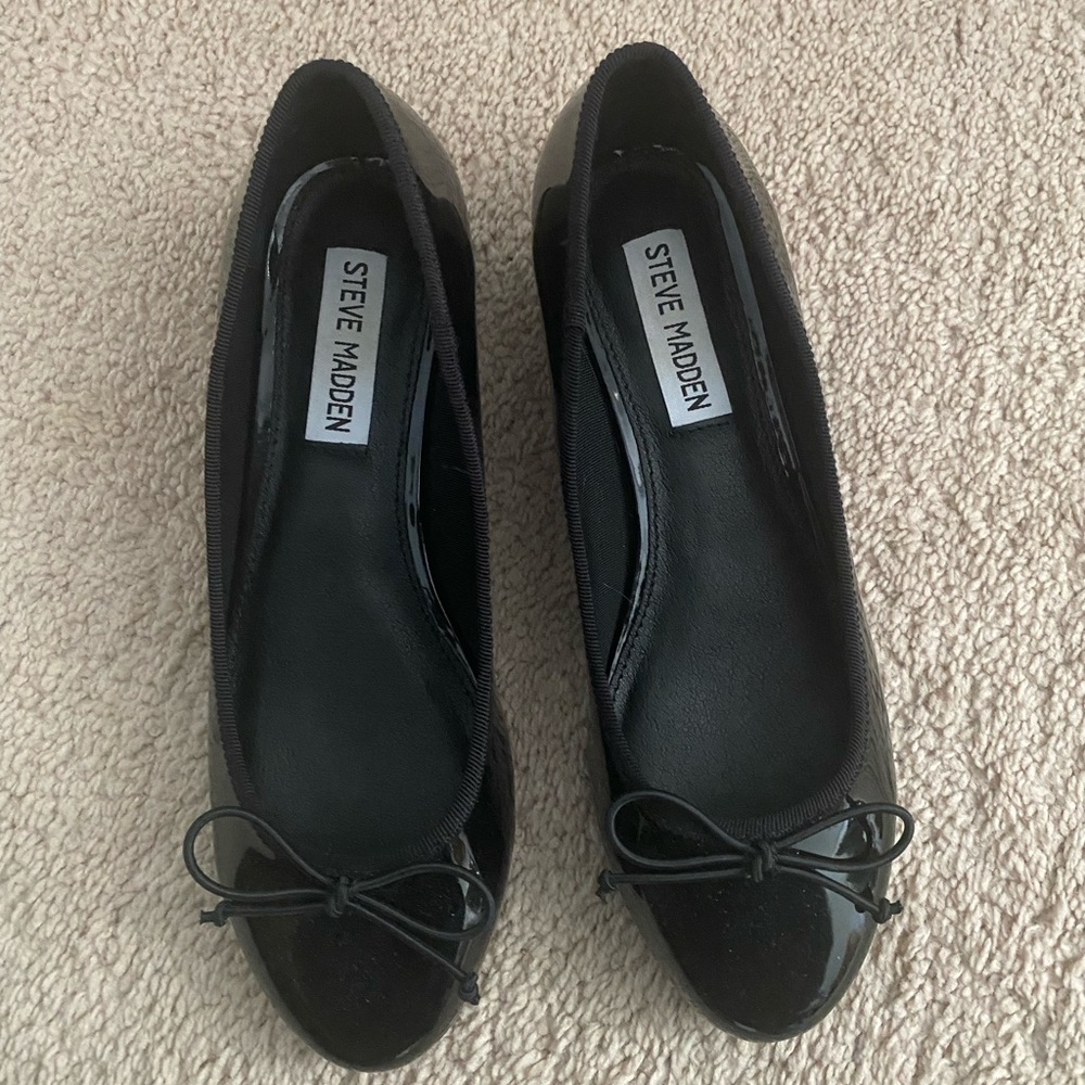 Steve Madden Black Patent Heels